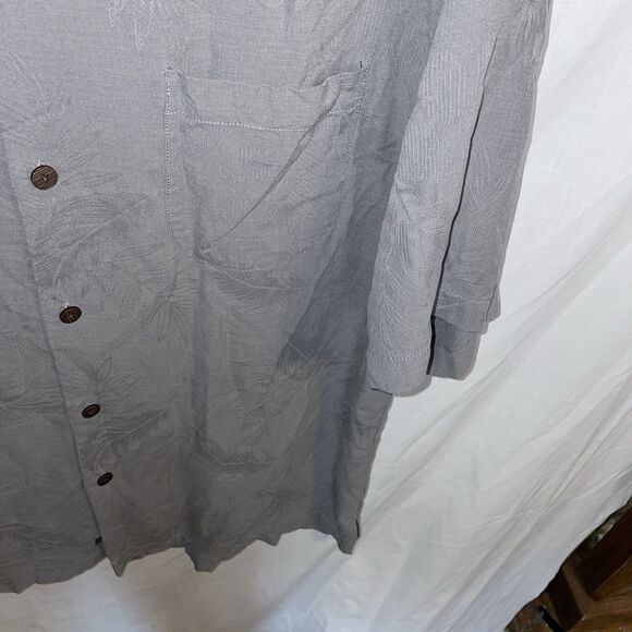 Tommy Bahama Men’s Camp Shirt Size XL Gray Silk Beach Cruise Island - Picture 7 of 12